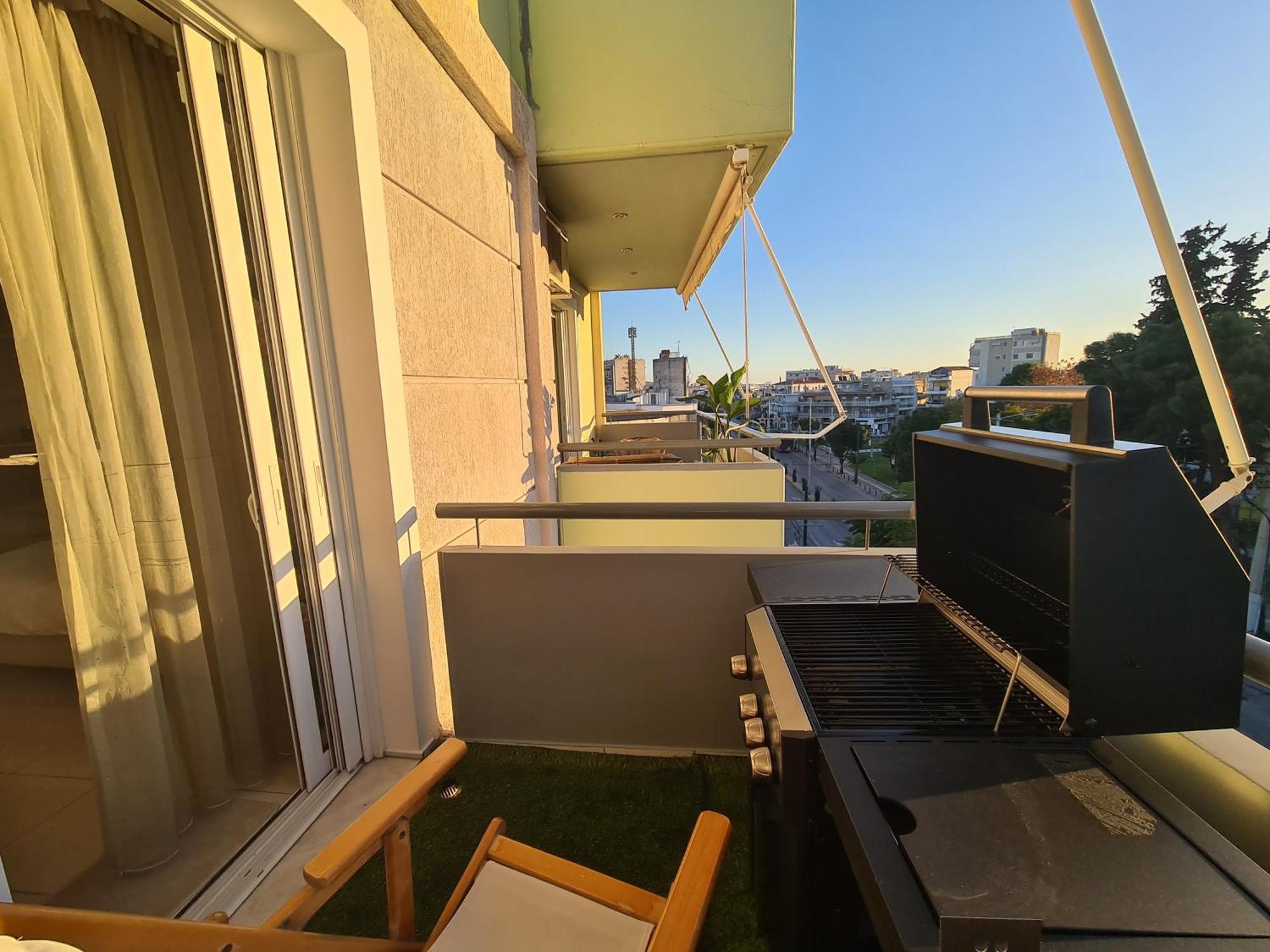 Sunny Home Private Jacuzzi Hydromassage Acropolis & Lycabettus Far View Parking 300M Metro Peristeri Atenas Exterior foto