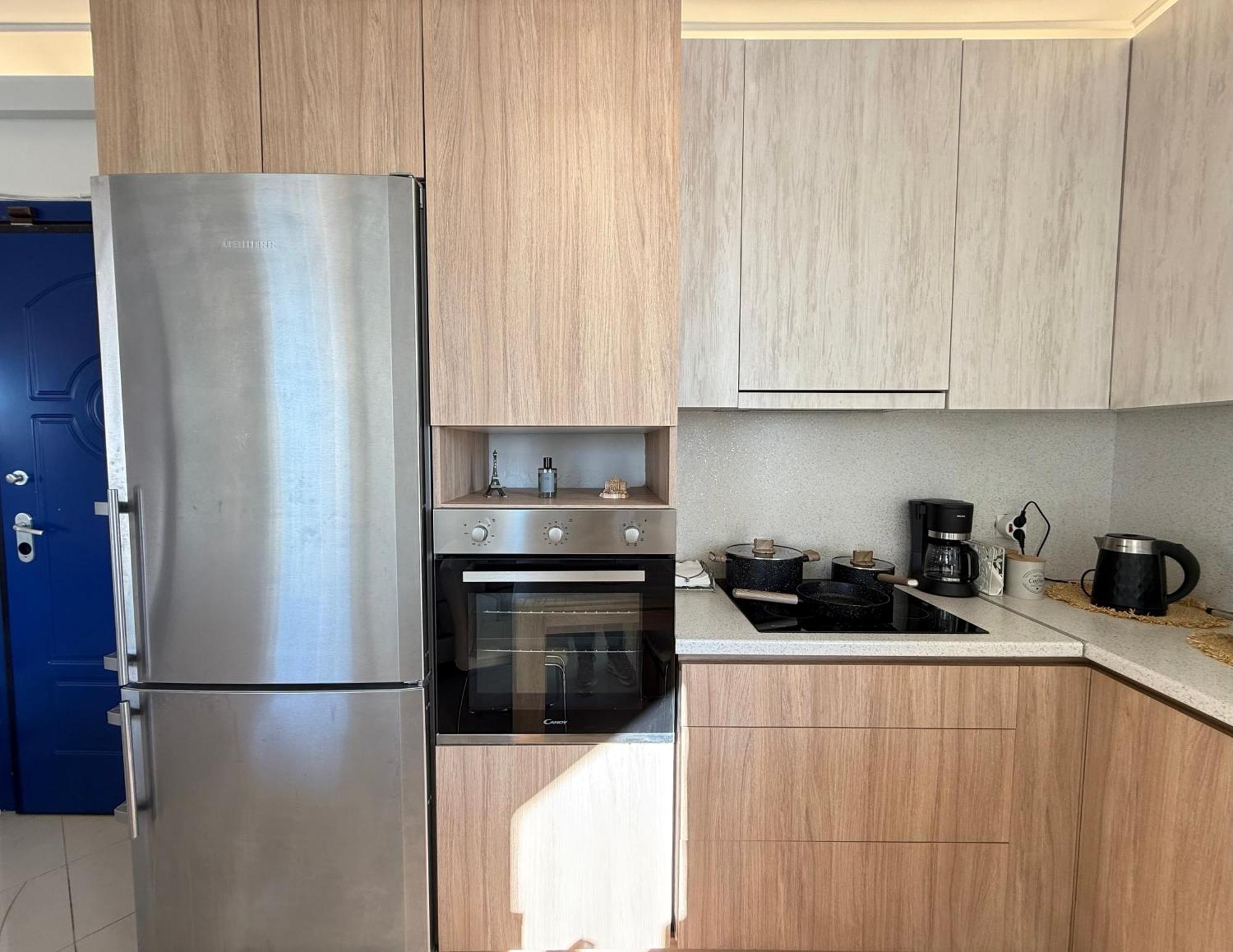 Sunny Home Private Jacuzzi Hydromassage Acropolis & Lycabettus Far View Parking 300M Metro Peristeri Atenas Exterior foto