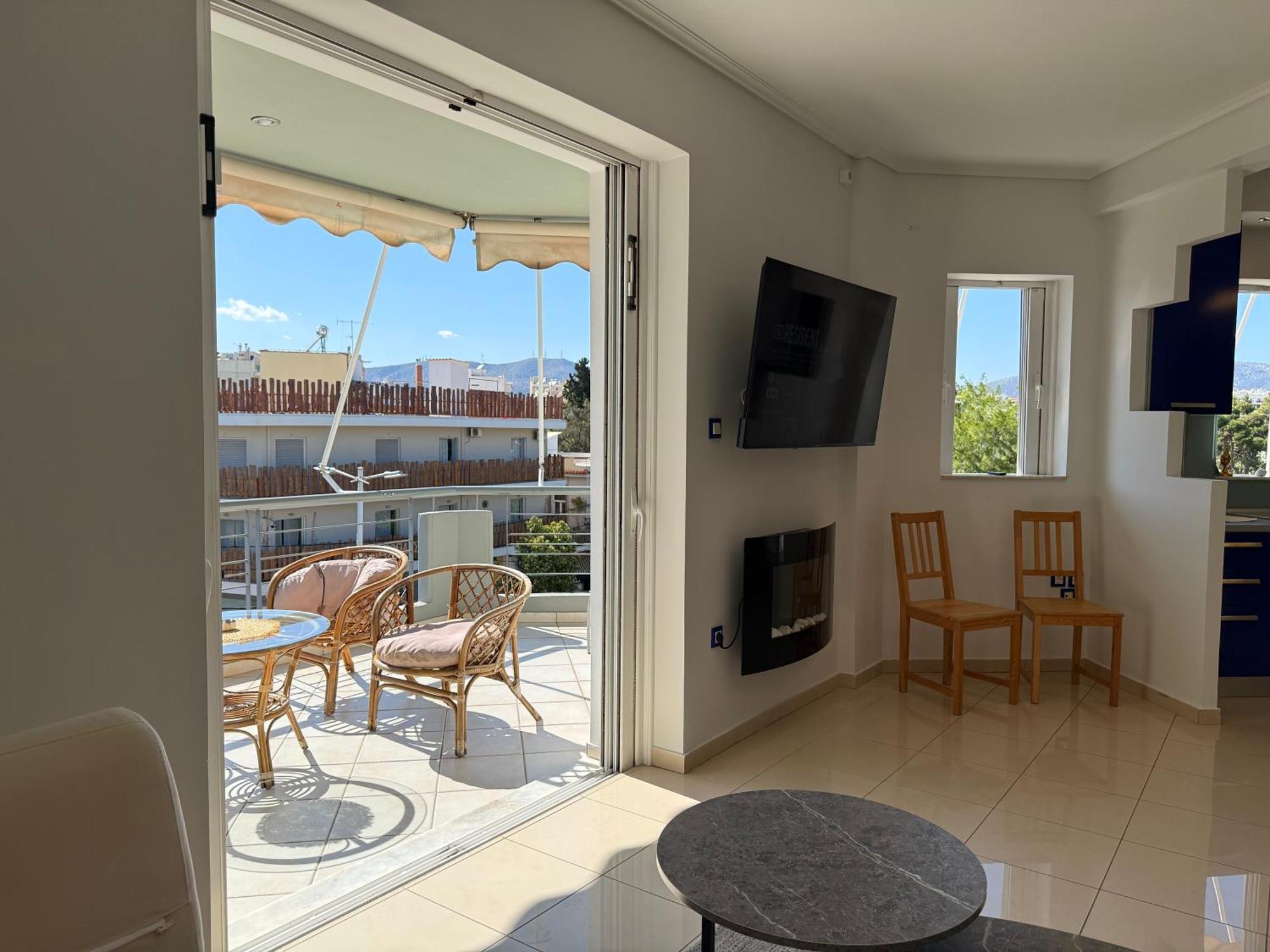 Sunny Home Private Jacuzzi Hydromassage Acropolis & Lycabettus Far View Parking 300M Metro Peristeri Atenas Exterior foto