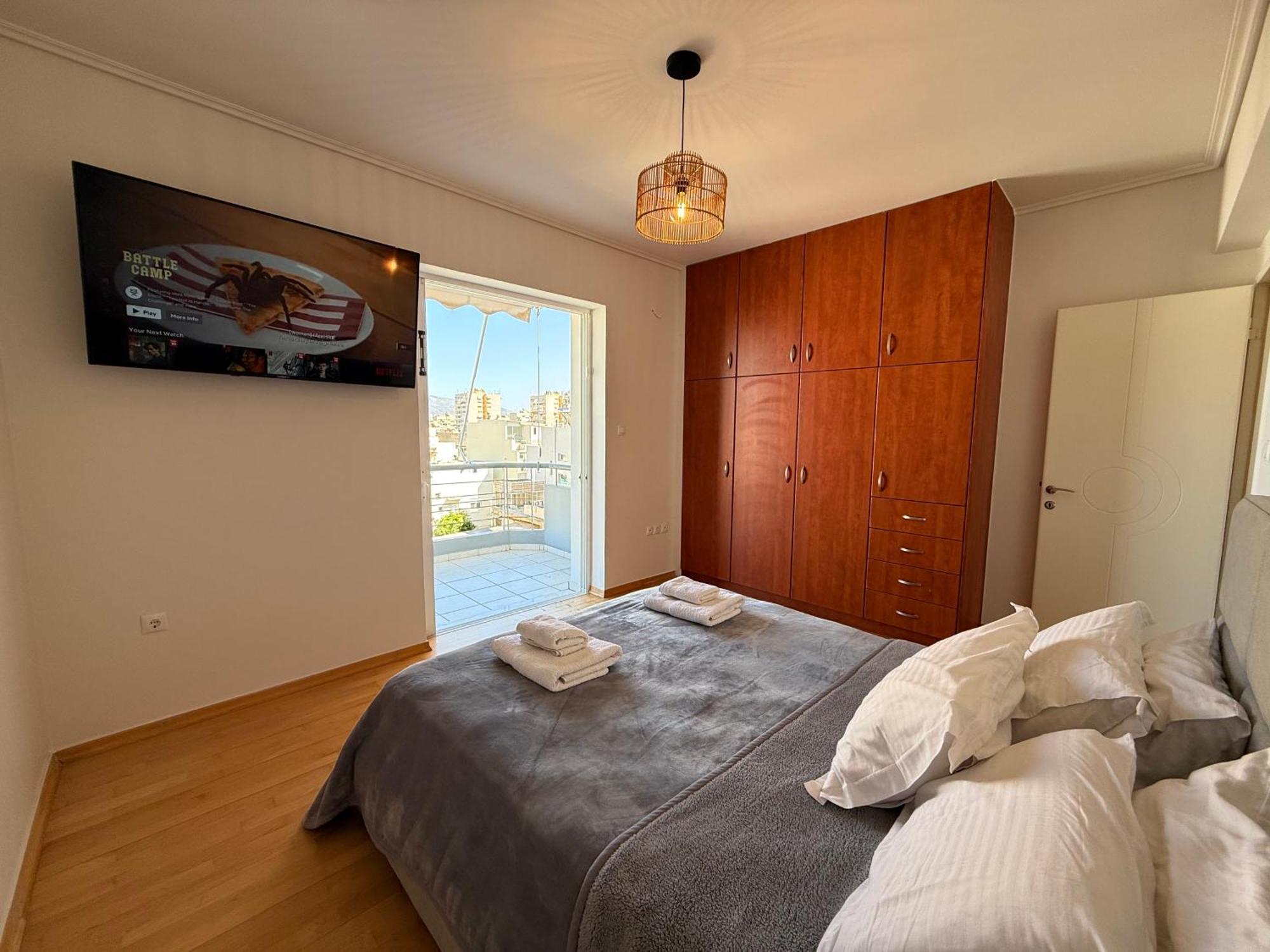 Sunny Home Private Jacuzzi Hydromassage Acropolis & Lycabettus Far View Parking 300M Metro Peristeri Atenas Exterior foto