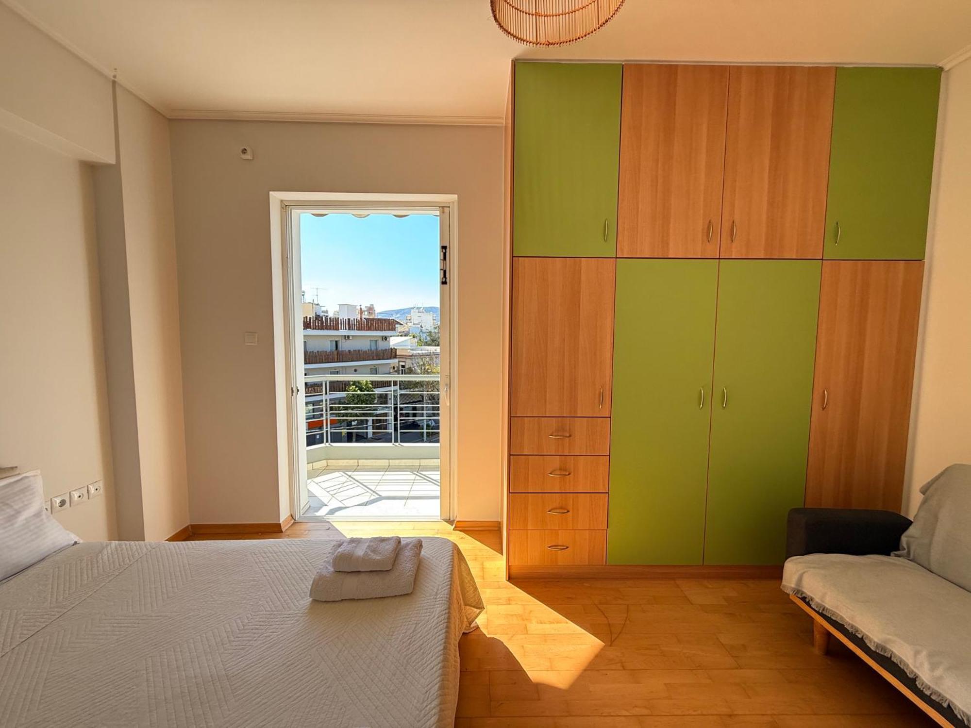 Sunny Home Private Jacuzzi Hydromassage Acropolis & Lycabettus Far View Parking 300M Metro Peristeri Atenas Exterior foto
