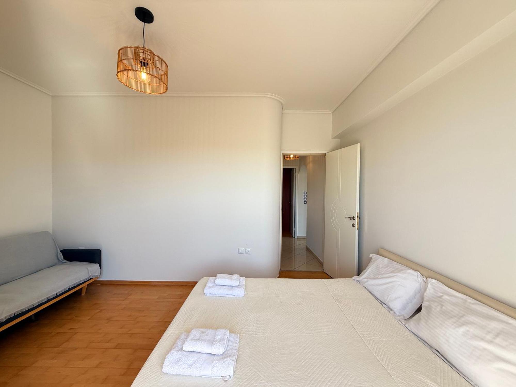 Sunny Home Private Jacuzzi Hydromassage Acropolis & Lycabettus Far View Parking 300M Metro Peristeri Atenas Exterior foto
